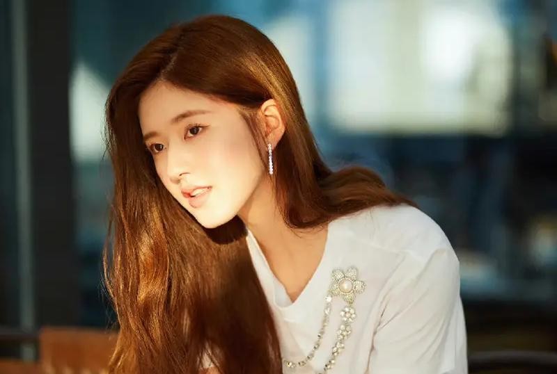 张子枫《花漾少女杀人事件》曝预告 定档7.18!
