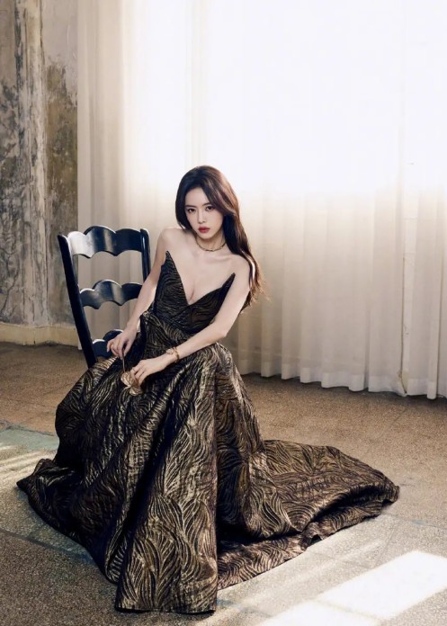 “新能源牛马”是怎样被驯化的？