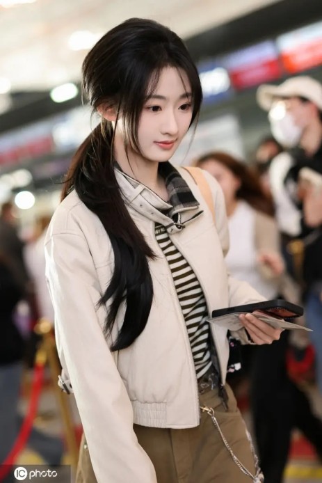 AI泡沫升温，Palantir高估了吗？