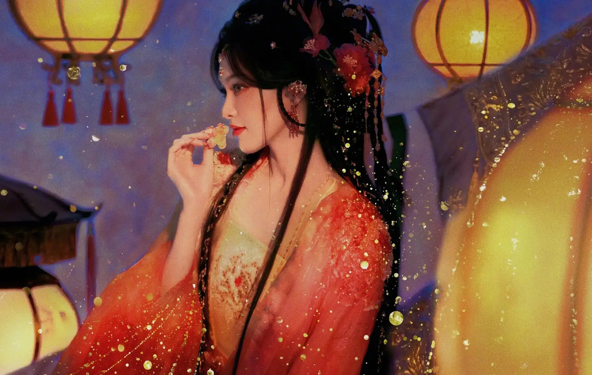 名场面同框！肖战杨紫胡歌齐聚上海电视节，助阵“剧好看大屏点播专区”上线
