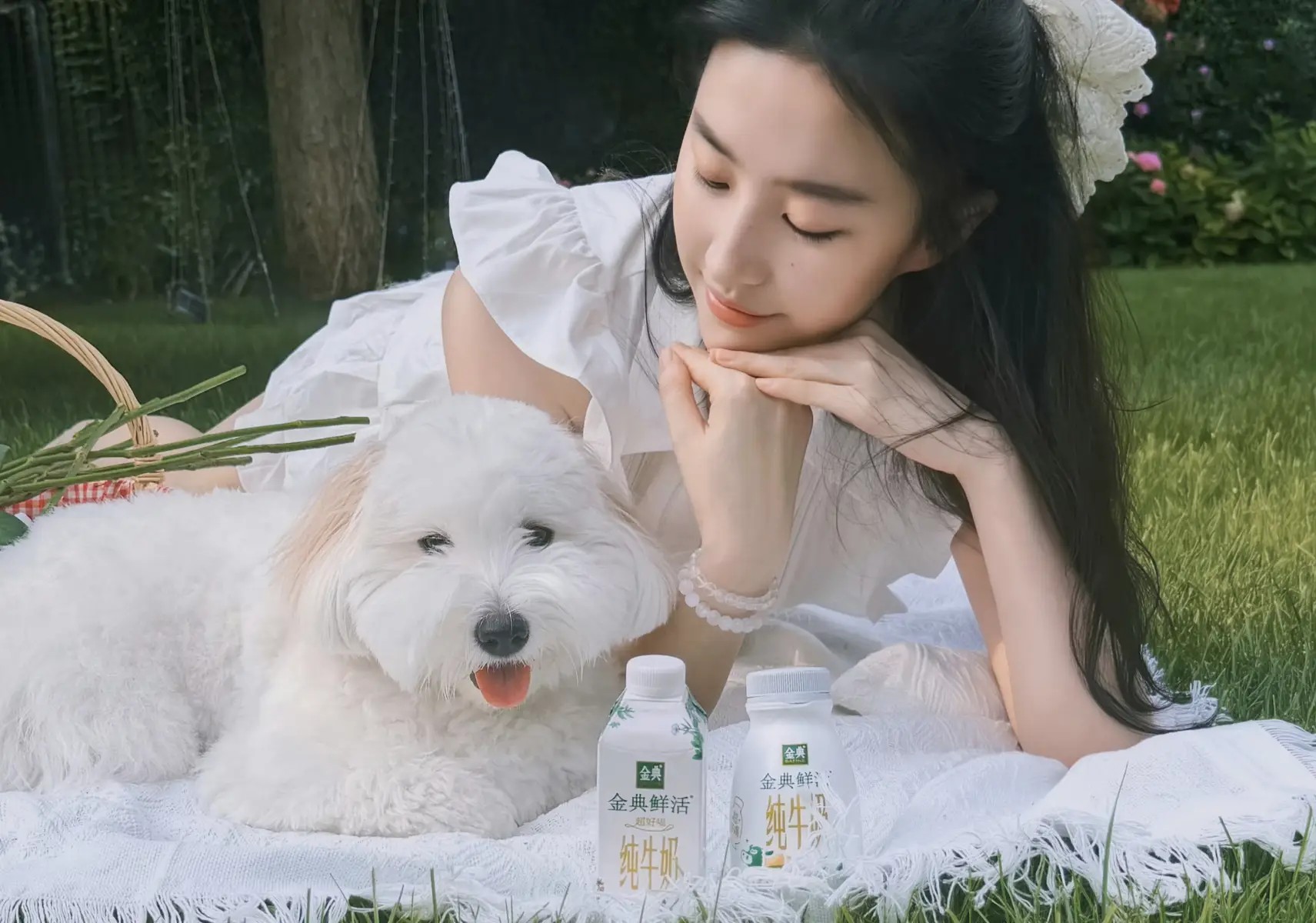 黄子弘凡献唱科幻电影《群星闪耀时》推广曲 唱响跨越65年两代航天人的热血情怀